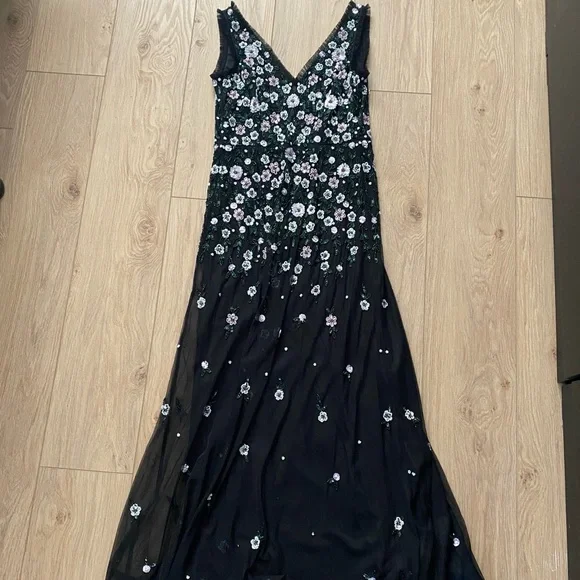 adrianna papell black and white dress Adrianna Papell Black & White Floral Split Neck Belted Sheath Dress Size 8